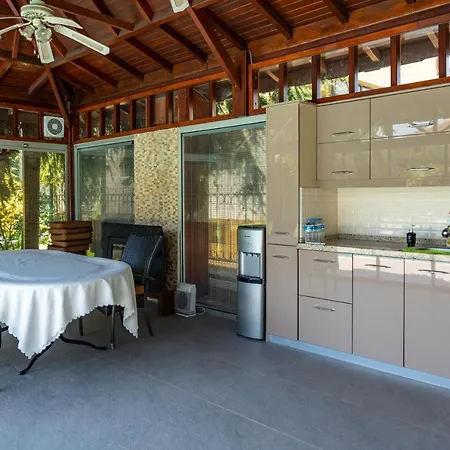 Royal Florya Villa *